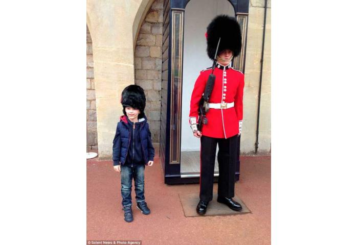 Surat Ratu Elizabeth II Untuk `Pengawal` Ciliknya